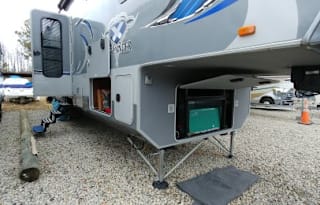 Glamping YOLO   2016 Open Range RV  38RGR