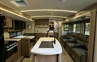 2024 Grand Design Imagine 3210BH