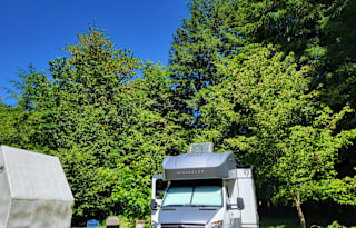 Waking Acres' Unique Winnie RV Rental
