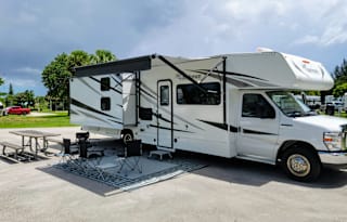 Coachmen Freelander 30BH