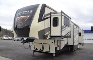2018 Forest river Sierra 379FLOK