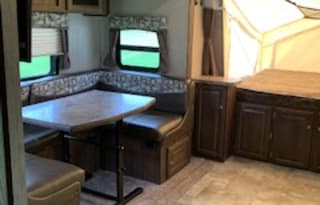 2018 ForestRiver RockwoodRoo Family Glamper