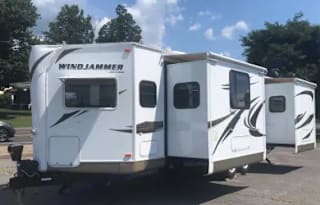 Super Nice 31’ Camper #1 (Rockwood Windjammer)
