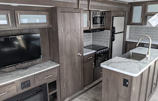2021 Dutchmen RV Coleman Light 2955RL