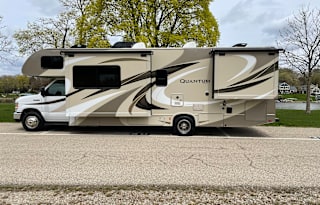 2018 Thor Motor Coach Quantum RQ29