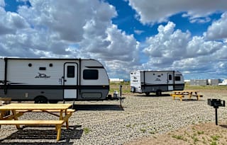 2024 Jayco Jay Flight 17' Queen bed + bunks