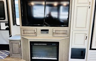 2021 Keystone Couples Cougar travel trailer