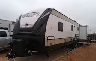 2019 Radiance R-32BH