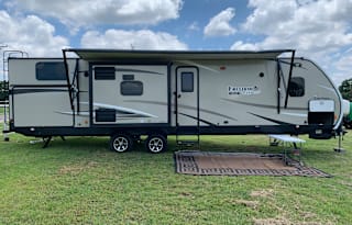 2017 Coachmen freedom express liberty edition 320bhds