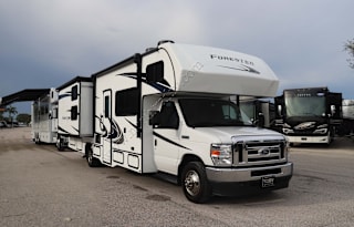 2021 Forest River RV Forester LE 3251DSLE Ford