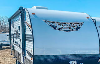 Brand New, Family Friendly 2022 Travel Trailer