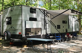 Pocono Camping: Big Family, Zero Hassle!!