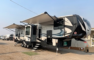 2018 Heartland Cyclone 4005