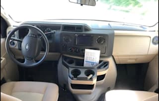 2013 Coachmen RV Freelander 32BH Ford 450