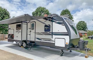 HOWARD Home on Wheels at Recreational Destinations