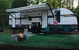 BIG Floorplan - Sleeps 4 Adults 6+ Kids