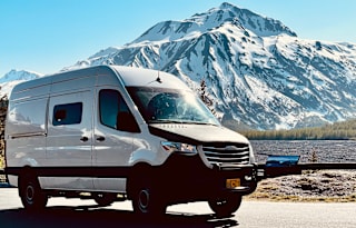 2021 Sprinter High Roof Camper 4x4 Unlimited Miles