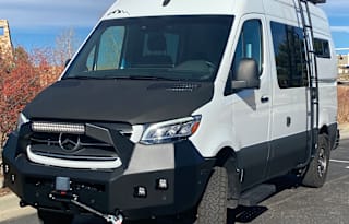 Hank - 2021 Summit Adventure Vans Long's Peak
