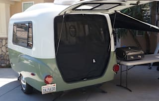 Easy to Tow Vintage Trailer (Happier Camper HC1)