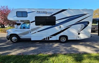 2022 Thor Motor Coach Freedom Elite 22HE