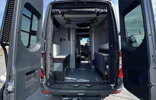 4WD Winnebago Revel Montana "Astro"UNLIMITED MILES