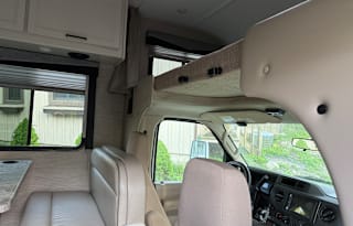 2023 Thor Motor Coach Freedom Elite 24HE