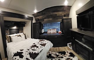 The Rustic Retreat