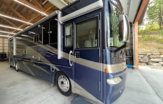 Winnebago Blue Oasis