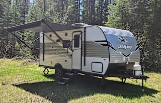 Kid Approved NEW 2025 Jayco Jay Flight SLX 175BHW