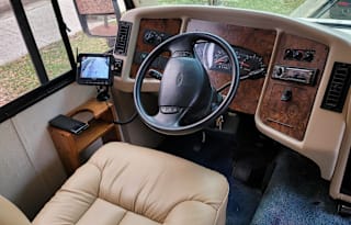 2000 Coachmen RV Mirada 35OS