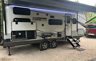 Barky's Rockwood Mini-Lite