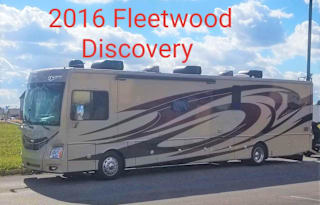 2016 Fleetwood Discovery (NEW RATES!!!)
