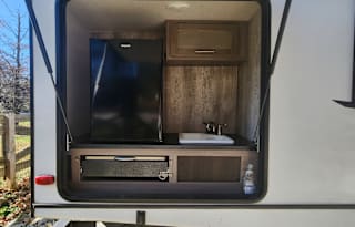 2021 CrossRoads RV Sunset Trail SS331BH