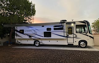2021 Entegra Coach Vision XL Vision XL
