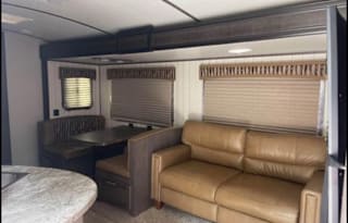 2018 CrossRoads RV Sunset Trail Super Lite SS254RB