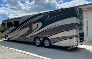 2015 Forest River RV Charleston 430BH Bunks Diesel