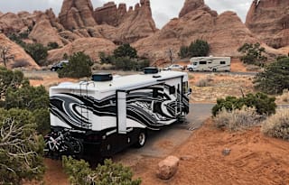 2021 Forest River 37ft Georgetown Bunkhouse