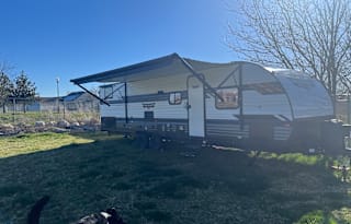 Big Family Friendly Trailer - Wildwood Bunkhouse