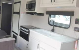 DELIVERED TO YOU - NEW Family Friendly Camper