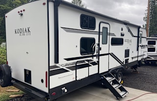 2021 Dutchmen Kodiak Ultra-Lite ELITE 30FT