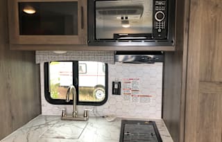 2022 Coachmen Clipper Camping Trailer Ultra-Lite