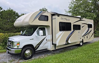 2019 Thor Motor Coach Freedom Elite 30FE Bunkhouse
