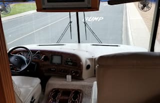 Vacation READY!  2005 Four Winds Windsport