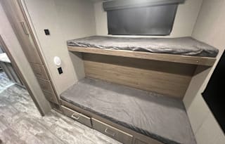 Grand Design 32 Foot Bunk House (DELIVERY ONLY!!!)