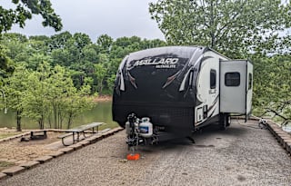 Sequoia: Family Camper with bunk bed - Sleeps 6!