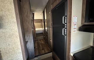 Cozy Little 5th Wheel