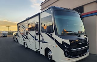 2022 29ft RV, Easy to drive!