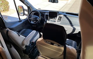 Daniel’s Family & Pet Friendly Thor Gemini AWD23TW