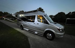 STAR TOURING SPRINTER COACH