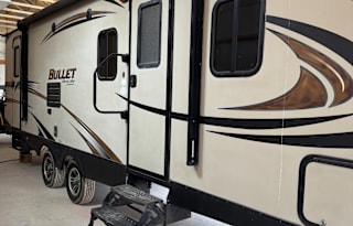 2015 Keystone Bullet Camper